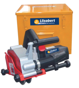 Máquina de corte y regatadora